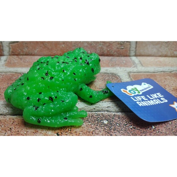 Spotted Frog Toad Life-Like Realistic Squishy Stretchable Figure Toy Squeezable - Picture 15 of 16